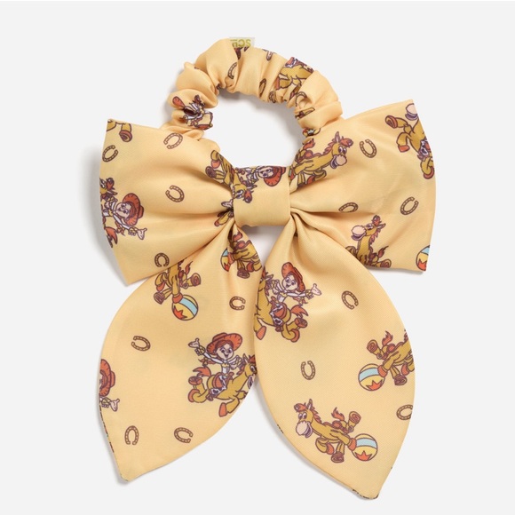 24HR DROP ⬇️ Stoney Clover X Pixar Jessie Toy Story Bow scrunchie